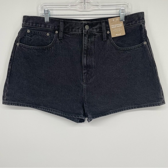 Madewell Pants - Madewell The Mom Jean Short Short Black NWT Plus Size 32